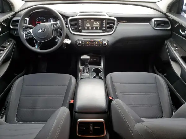 5XYPG4A33KG562711 2019 KIA SORENTO - Image 8