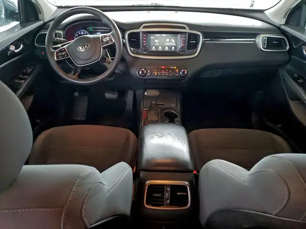 5XYPG4A33KG565303 2019 KIA SORENTO - Image 8