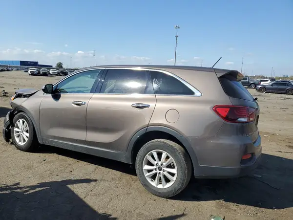 5XYPG4A33KG565978 2019 KIA SORENTO - Image 2