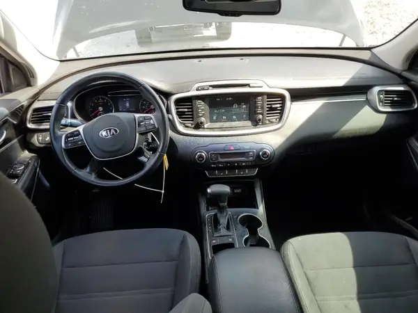 5XYPG4A33KG576222 2019 KIA SORENTO - Image 8