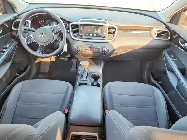 5XYPG4A33KG578066 2019 KIA SORENTO - Image 8