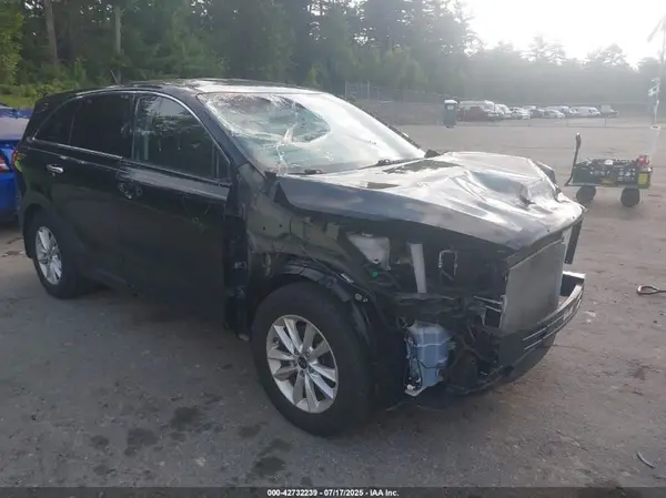 5XYPG4A33KG578519 2019 KIA SORENTO - Image 1