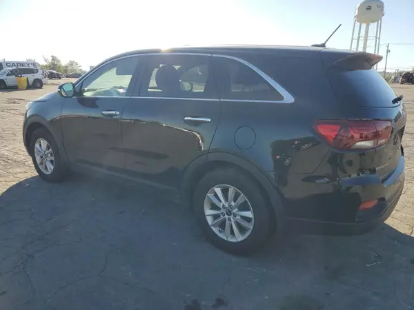 5XYPG4A33KG581369 2019 KIA SORENTO - Image 2