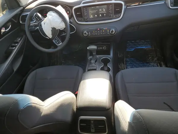 5XYPG4A33KG581565 2019 KIA SORENTO - Image 8