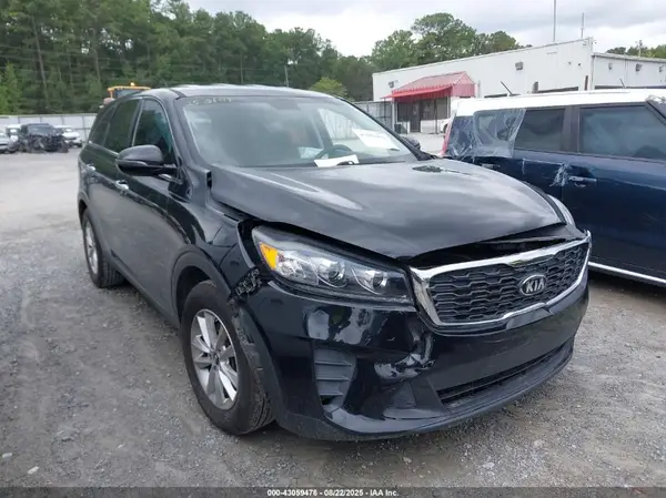 5XYPG4A33KG581727 2019 KIA SORENTO - Image 1