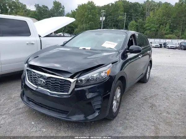 5XYPG4A33KG581727 2019 KIA SORENTO - Image 2