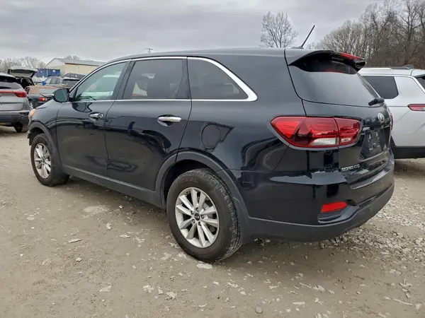 5XYPG4A33KG581906 2019 KIA SORENTO - Image 2