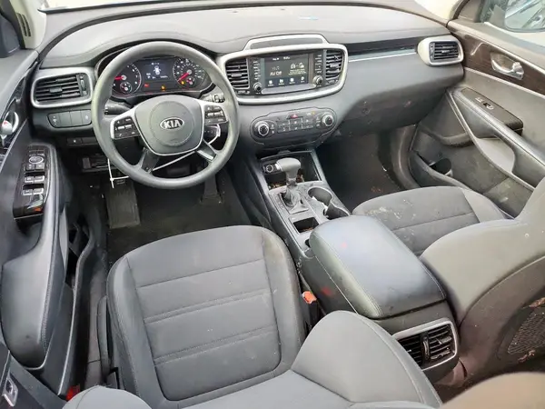 5XYPG4A33KG582330 2019 KIA SORENTO - Image 8