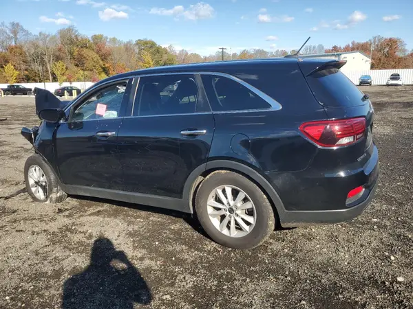 5XYPG4A33KG582764 2019 KIA SORENTO - Image 2