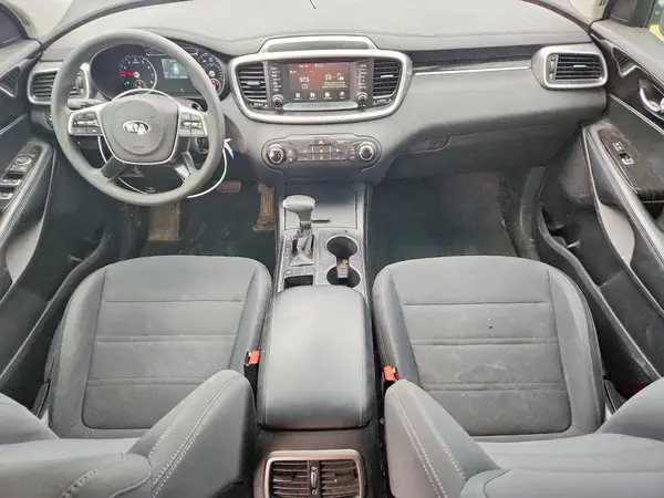 5XYPG4A33KG584028 2019 KIA SORENTO - Image 8