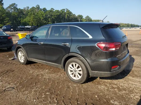 5XYPG4A33KG584319 2019 KIA SORENTO - Image 2