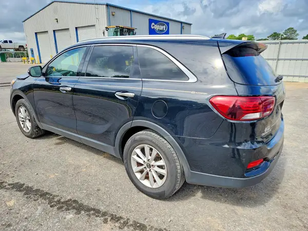5XYPG4A33KG593070 2019 KIA SORENTO - Image 2