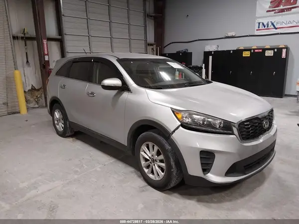 5XYPG4A33KG593246 2019 KIA SORENTO - Image 1
