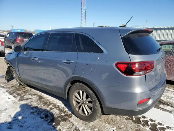 5XYPG4A33KG596373 2019 KIA SORENTO - Image 2