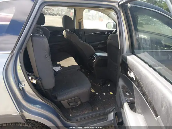 5XYPG4A33KG602818 2019 KIA SORENTO - Image 8