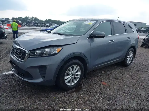 5XYPG4A33KG604245 2019 KIA SORENTO - Image 2