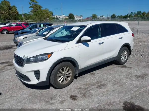 5XYPG4A33KG611101 2019 KIA SORENTO - Image 2