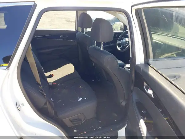 5XYPG4A33KG611101 2019 KIA SORENTO - Image 8