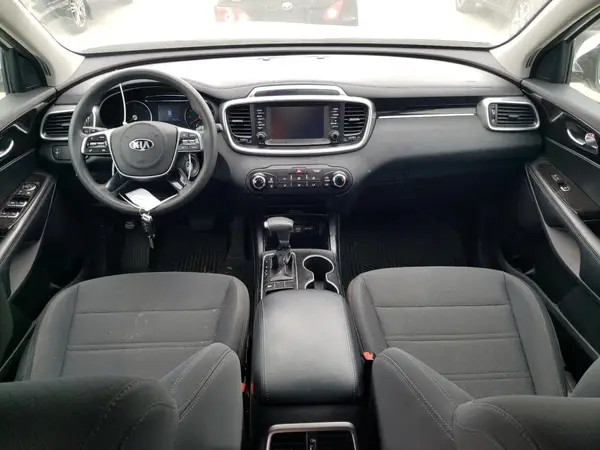 5XYPG4A33KG611535 2019 KIA SORENTO - Image 8