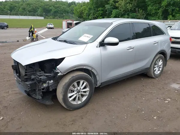 5XYPG4A33LG632287 2020 KIA SORENTO - Image 2