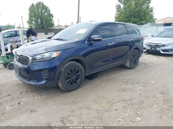 5XYPG4A33LG639143 2020 KIA SORENTO - Image 2