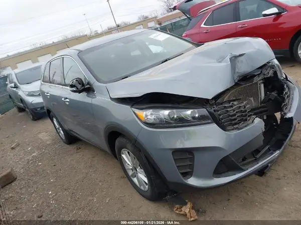 5XYPG4A33LG664592 2020 KIA SORENTO - Image 1