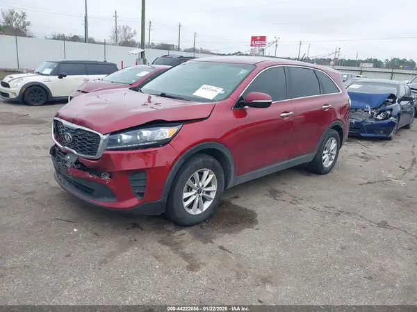 5XYPG4A33LG672255 2020 KIA SORENTO - Image 2