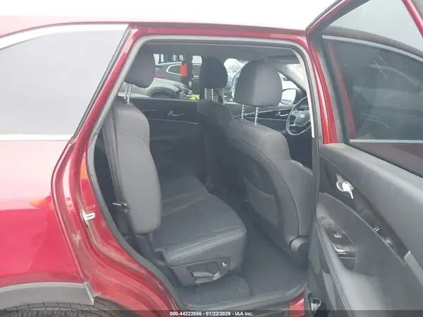 5XYPG4A33LG672255 2020 KIA SORENTO - Image 8