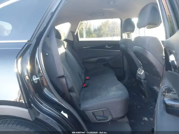 5XYPG4A34GG019052 2016 KIA SORENTO - Image 8