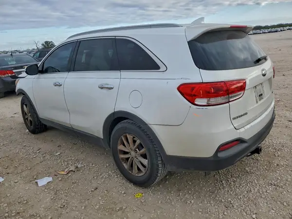 5XYPG4A34GG023442 2016 KIA SORENTO - Image 2