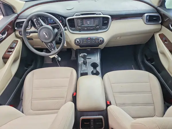 5XYPG4A34GG024610 2016 KIA SORENTO - Image 8