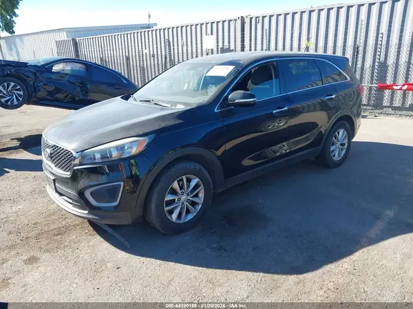 5XYPG4A34GG030701 2016 KIA SORENTO - Image 2