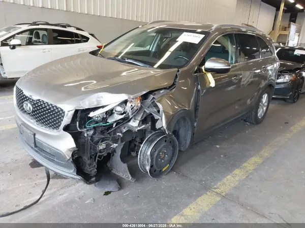 5XYPG4A34GG044131 2016 KIA SORENTO - Image 2