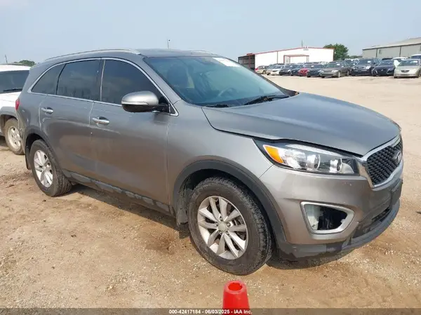 5XYPG4A34GG059728 2016 KIA SORENTO - Image 1