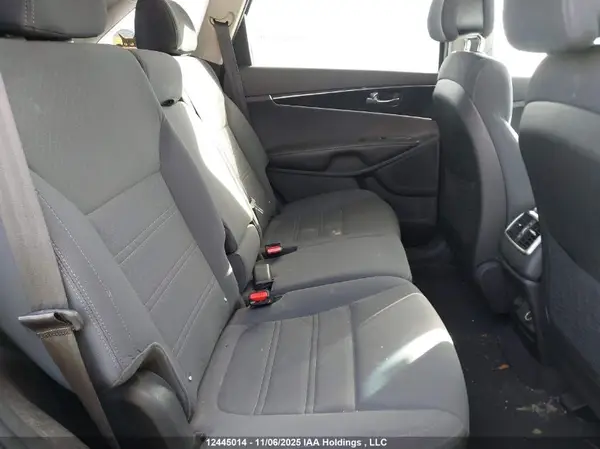5XYPG4A34GG073368 2016 KIA SORENTO - Image 8