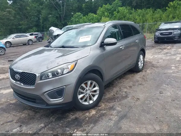 5XYPG4A34GG077386 2016 KIA SORENTO - Image 2
