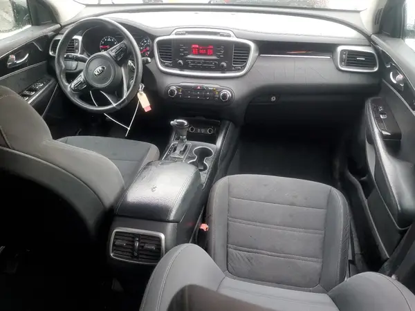5XYPG4A34GG079056 2016 KIA SORENTO - Image 8