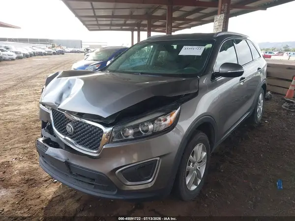 5XYPG4A34GG087240 2016 KIA SORENTO - Image 2