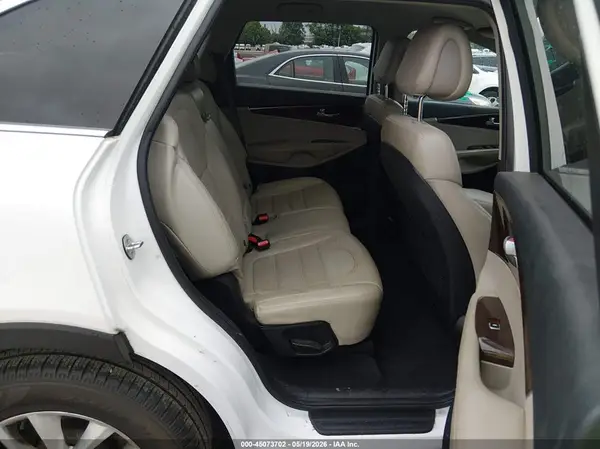 5XYPG4A34GG098657 2016 KIA SORENTO - Image 8