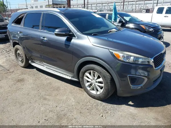 5XYPG4A34GG099744 2016 KIA SORENTO - Image 1