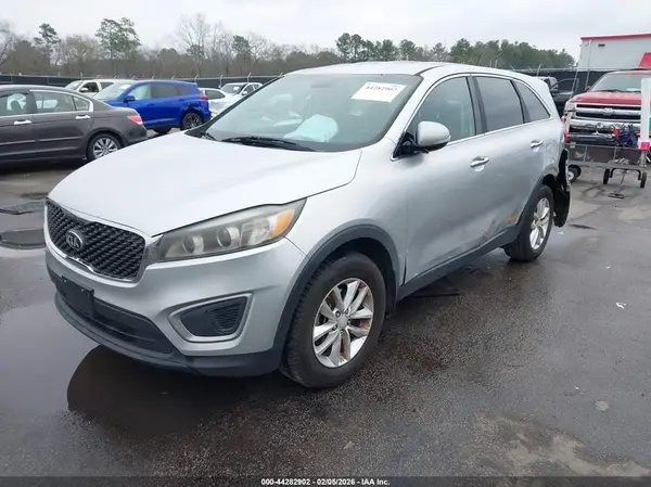 5XYPG4A34GG101444 2016 KIA SORENTO - Image 2