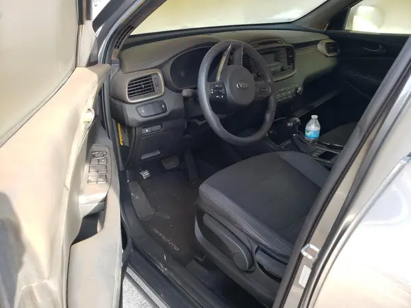 5XYPG4A34GG103632 2016 KIA SORENTO - Image 8