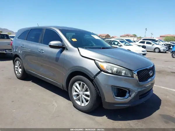 5XYPG4A34GG104800 2016 KIA SORENTO - Image 1
