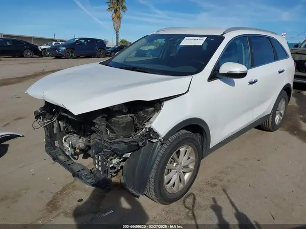 5XYPG4A34GG104909 2016 KIA SORENTO - Image 2