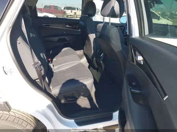 5XYPG4A34GG115005 2016 KIA SORENTO - Image 8