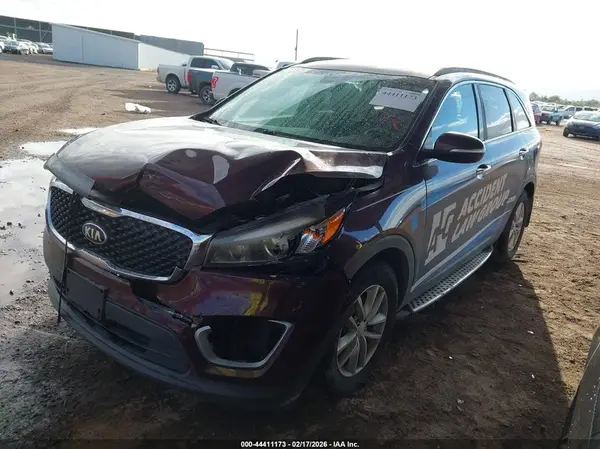 5XYPG4A34GG127848 2016 KIA SORENTO - Image 2