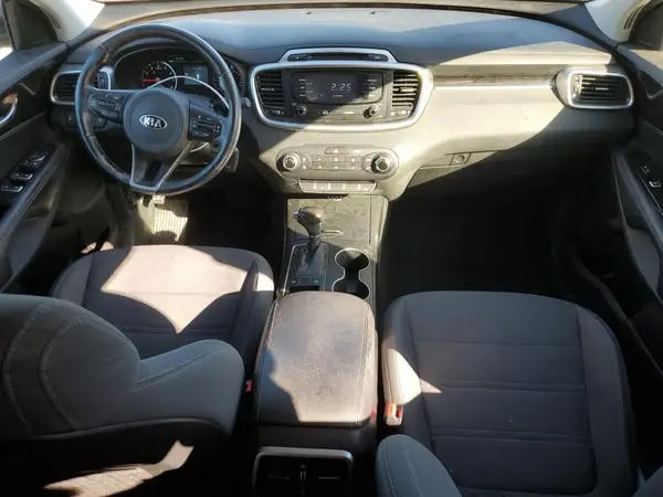5XYPG4A34GG135271 2016 KIA SORENTO - Image 8