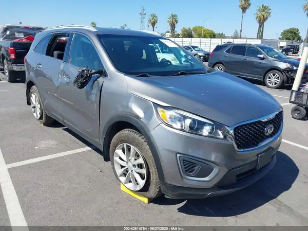 5XYPG4A34GG140387 2016 KIA SORENTO - Image 1