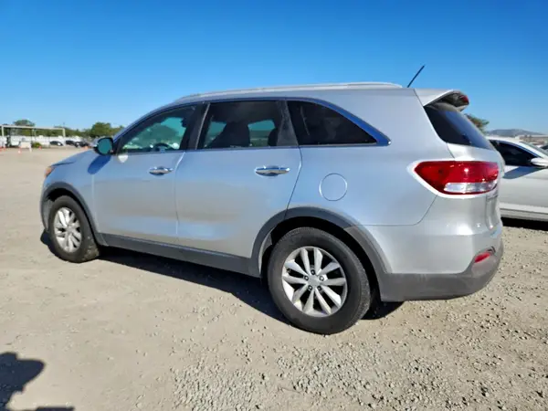 5XYPG4A34GG144231 2016 KIA SORENTO - Image 2