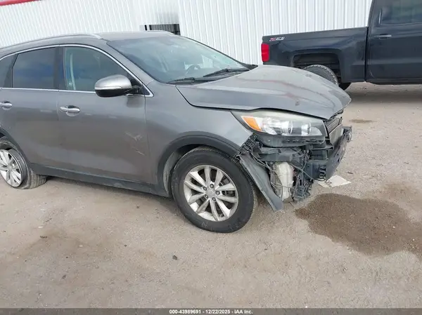 5XYPG4A34GG153365 2016 KIA SORENTO - Image 1